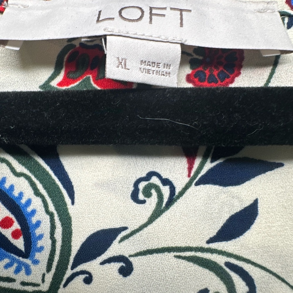 LOFT Sleeveless Blouse with Paisley and Floral Print - Cream and Blue - Picture 3 of 3